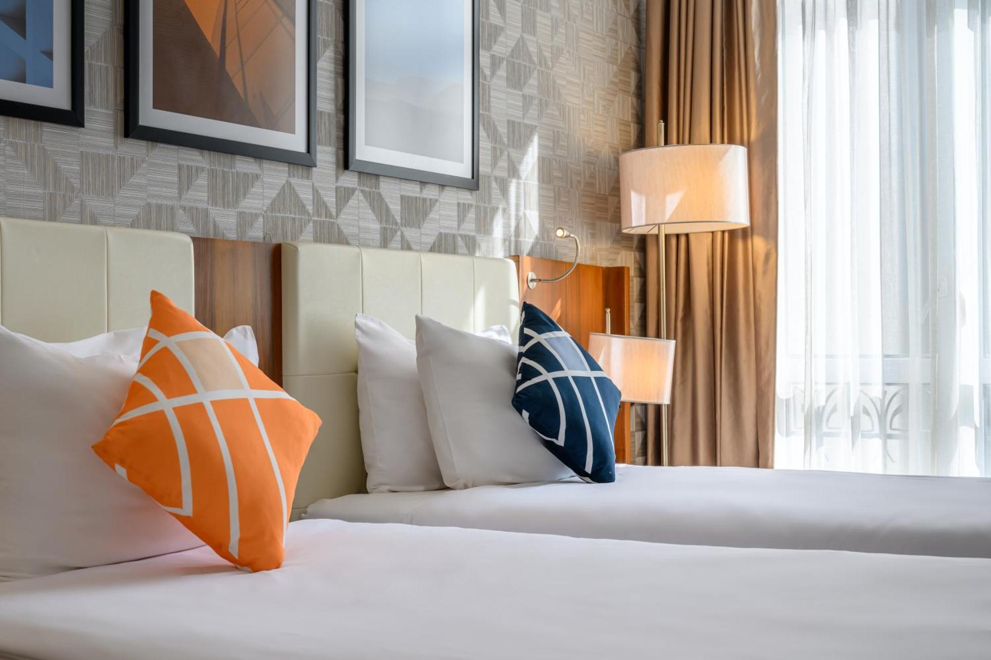 Four Points Flex By Sheraton Istanbul Taksim Square Экстерьер фото