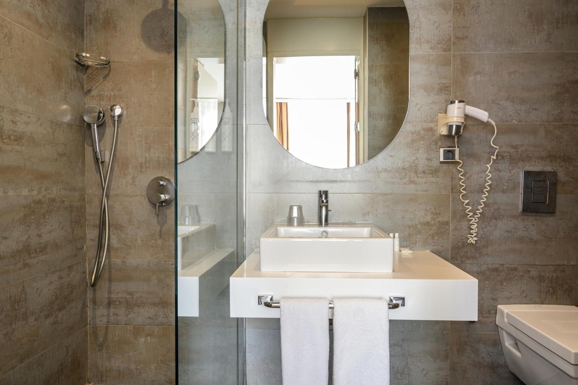 Four Points Flex By Sheraton Istanbul Taksim Square Экстерьер фото