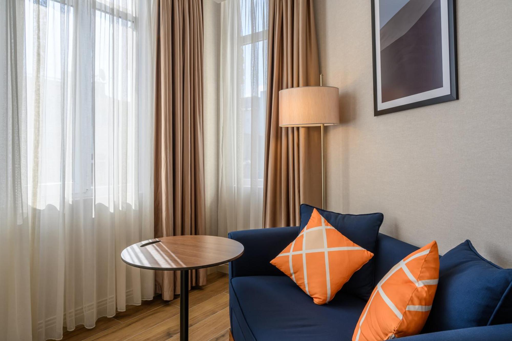 Four Points Flex By Sheraton Istanbul Taksim Square Экстерьер фото