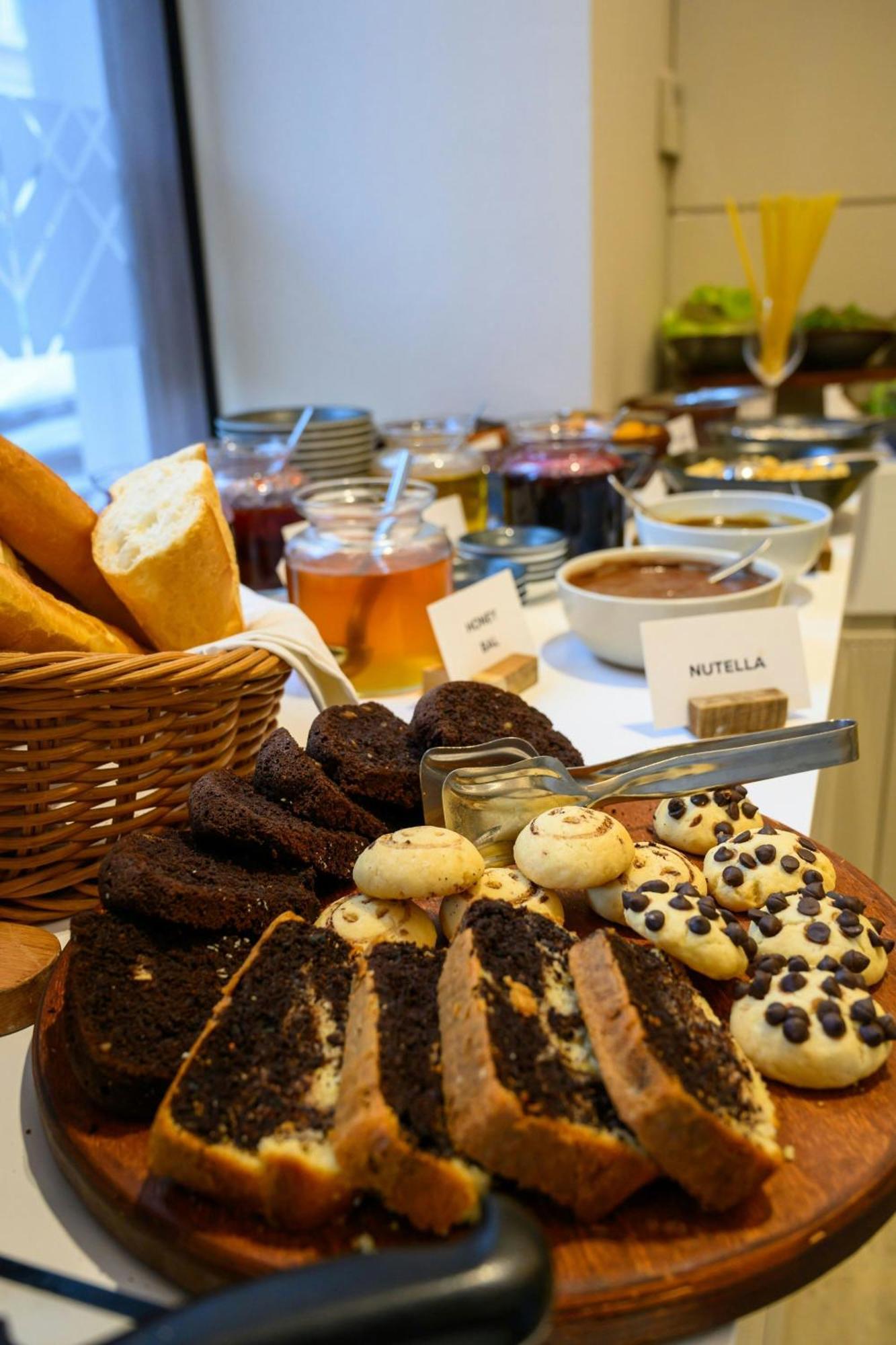Four Points Flex By Sheraton Istanbul Taksim Square Экстерьер фото